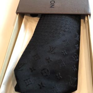 Louis Vuitton neck tie black
